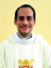 José Cláudio Guilherme De Almeida, Pe.